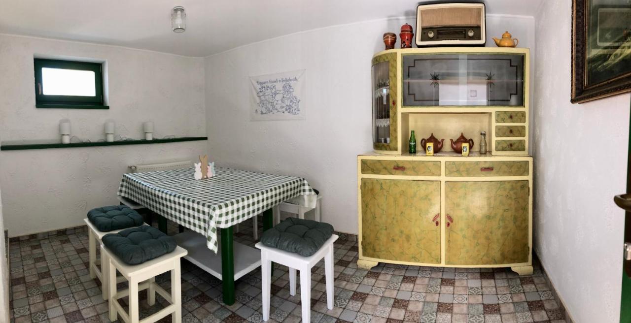 Ladislaus Schnaps-Haus Falusi Vendeghaz Csolnok Экстерьер фото