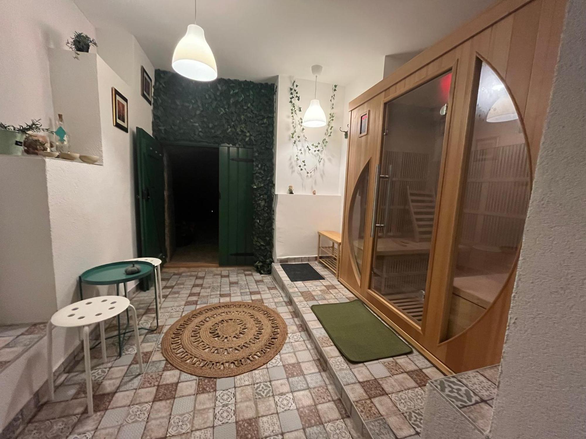 Ladislaus Schnaps-Haus Falusi Vendeghaz Csolnok Экстерьер фото