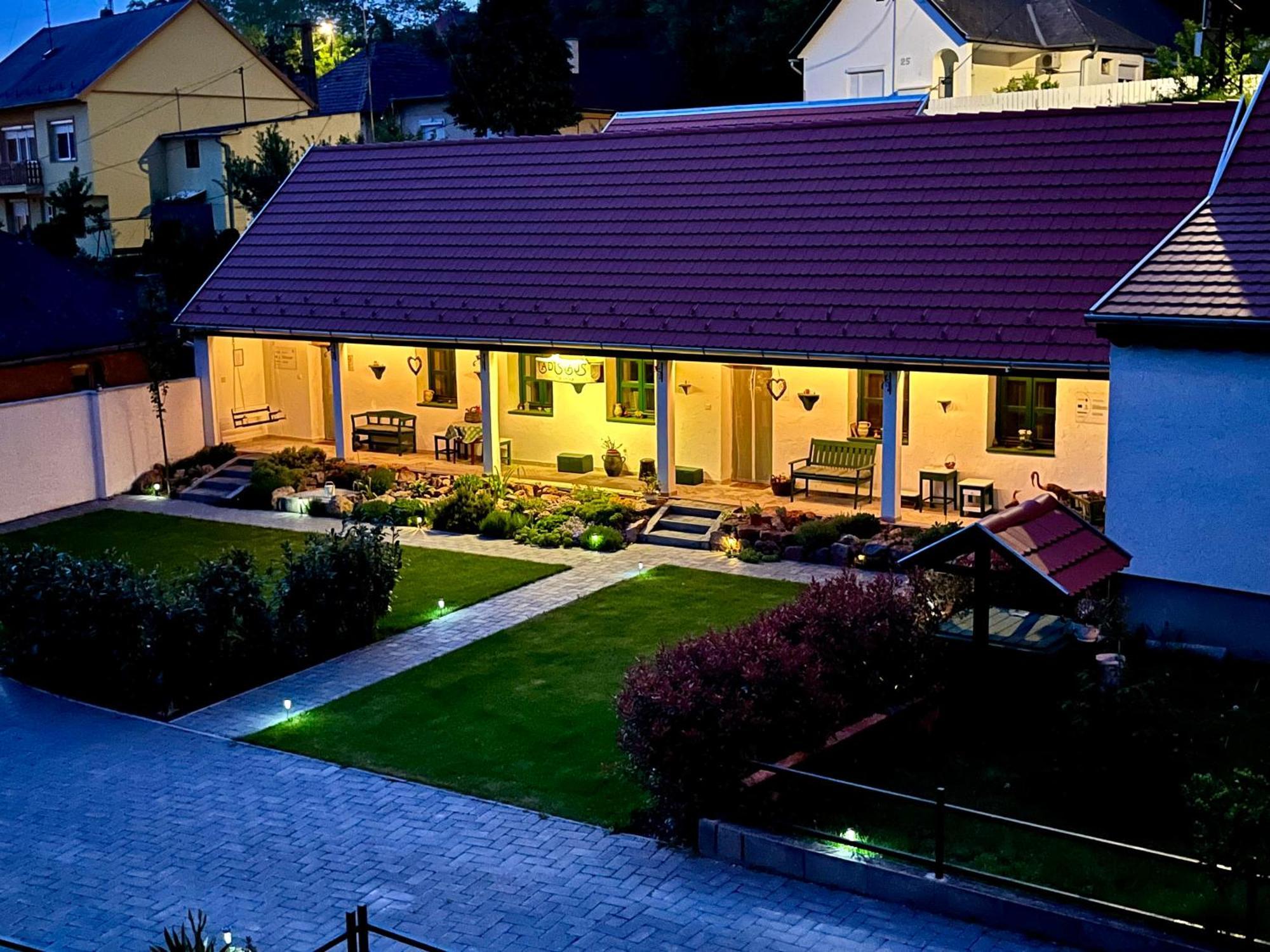 Ladislaus Schnaps-Haus Falusi Vendeghaz Csolnok Экстерьер фото